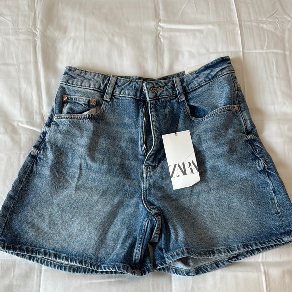Zara Blue Jean Shorts High-Waisted Relaxed Fit